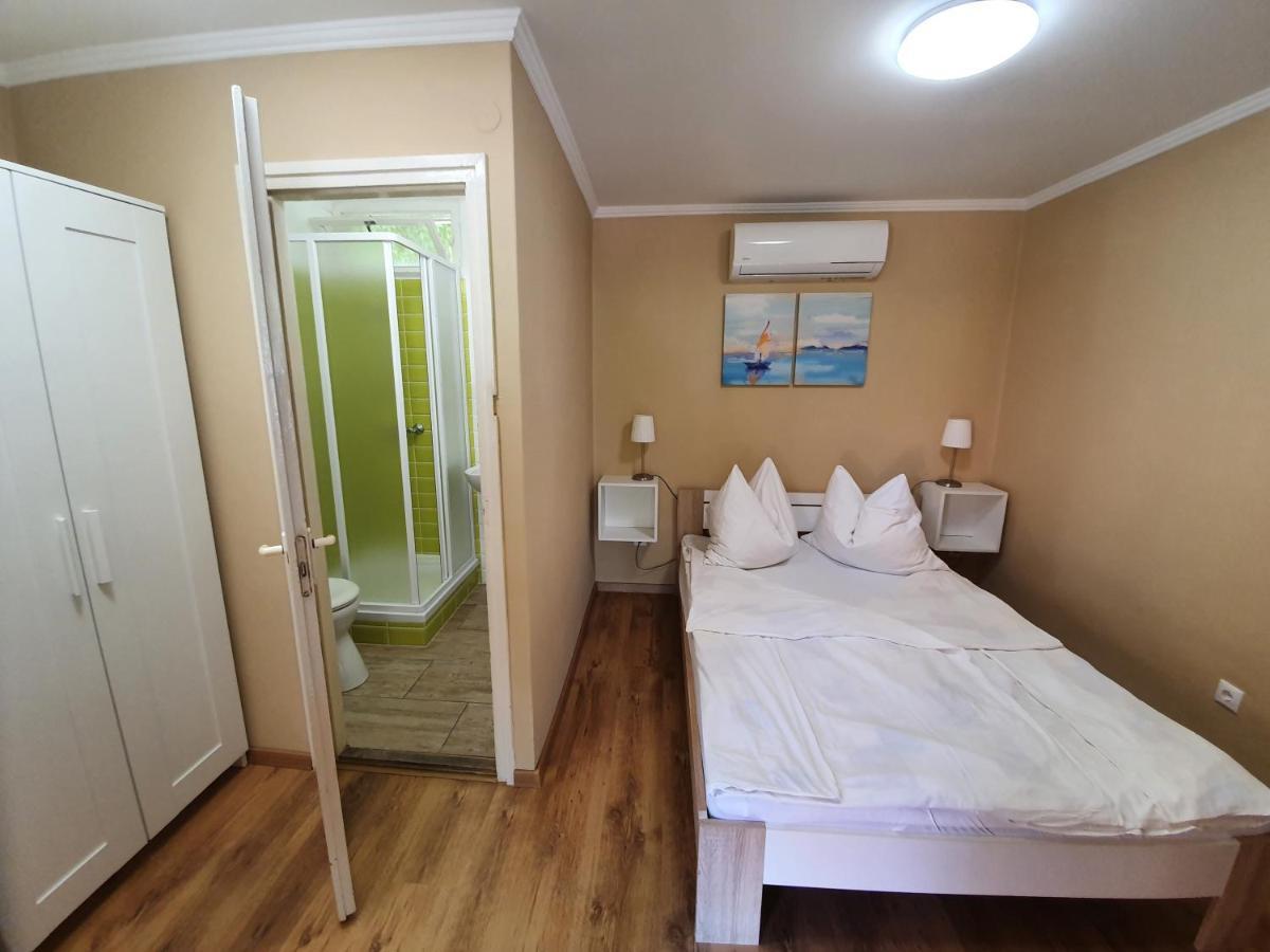 Muskatlis Haz Appartement Balatonlelle Buitenkant foto