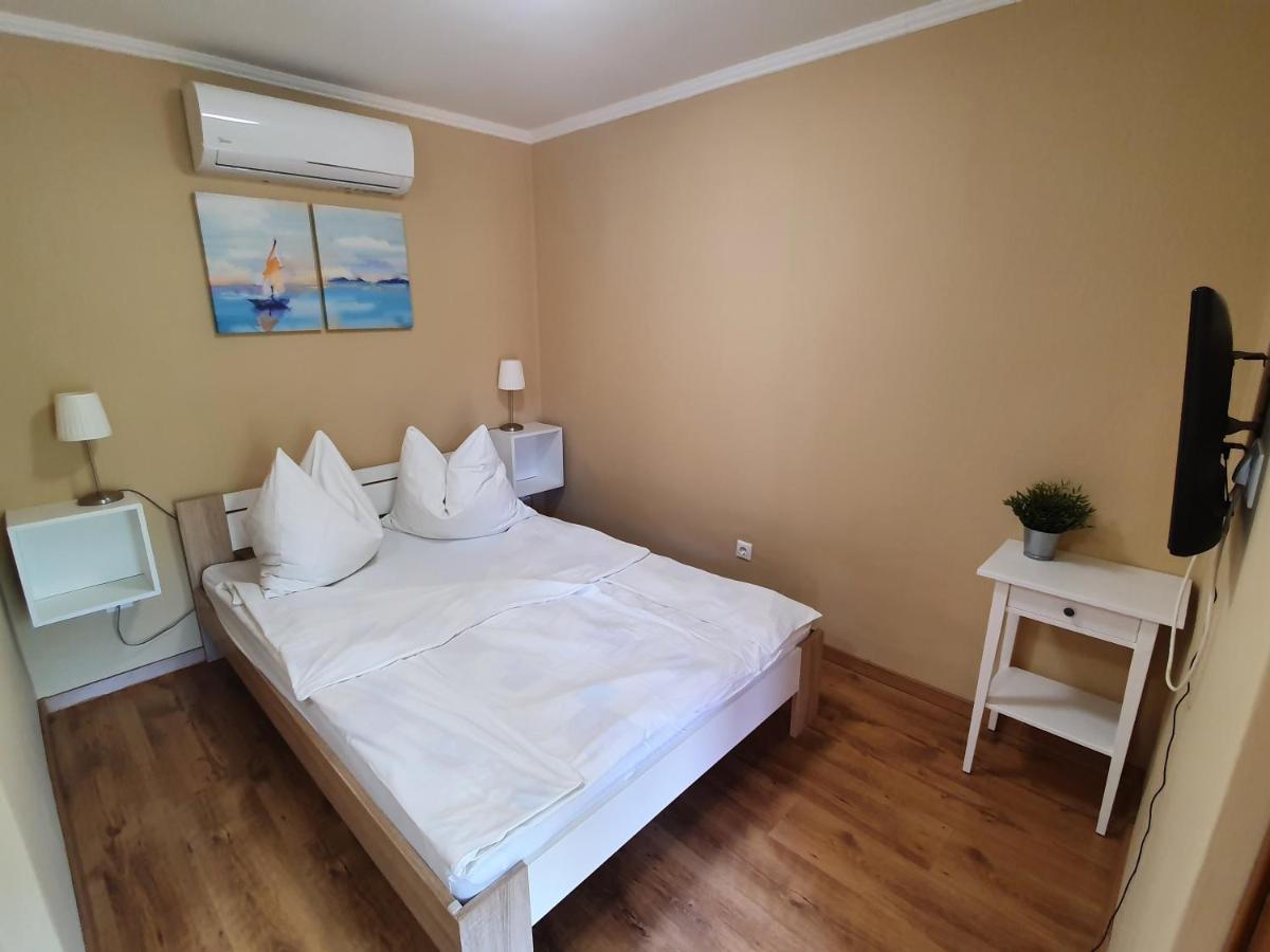 Muskatlis Haz Appartement Balatonlelle Buitenkant foto