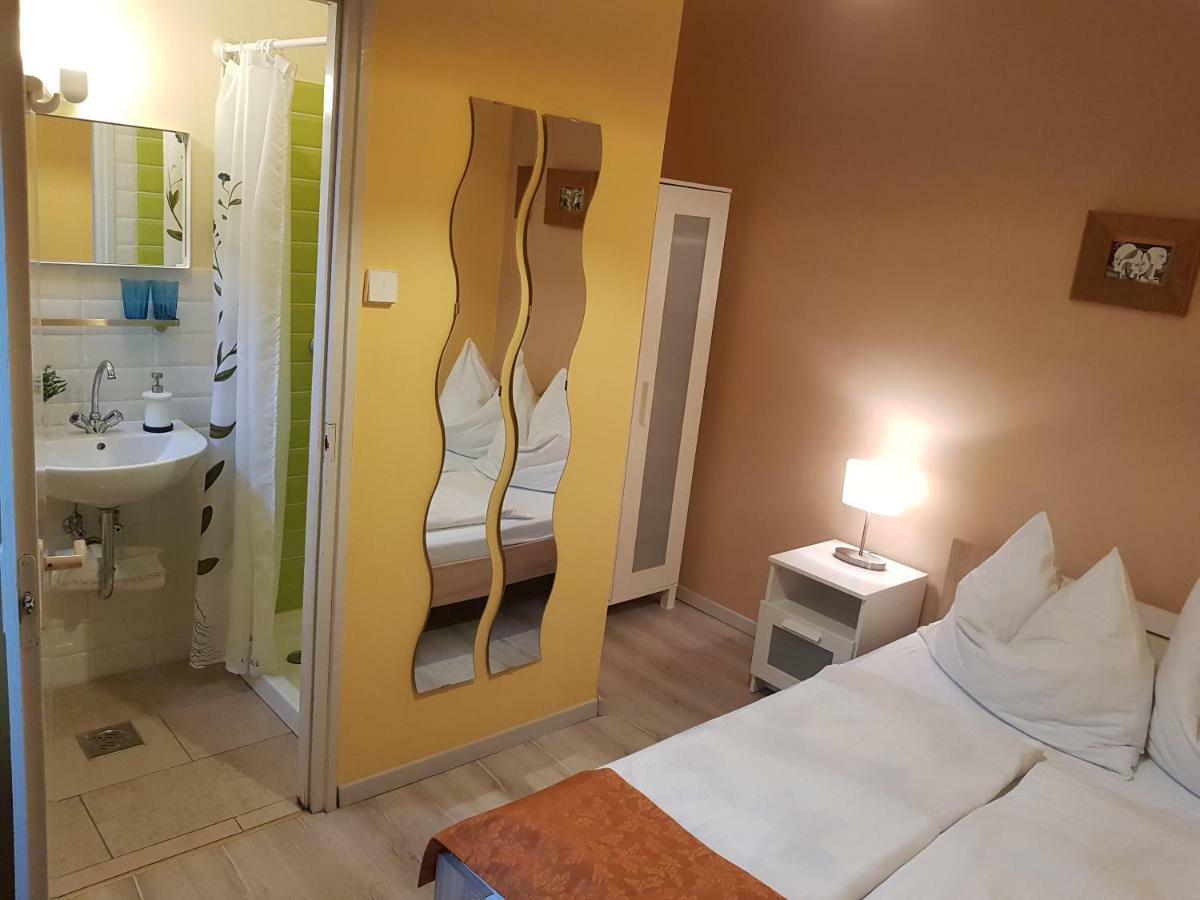Muskatlis Haz Appartement Balatonlelle Buitenkant foto